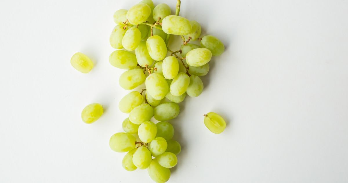 9 Of The Highest Flavanol Fruits