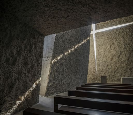 The 2025 World Building of the Year winner The Holy Redeemer Church and Community Center of Las Chumberas by Fernando Menis. Image: © Hisao Suzuki