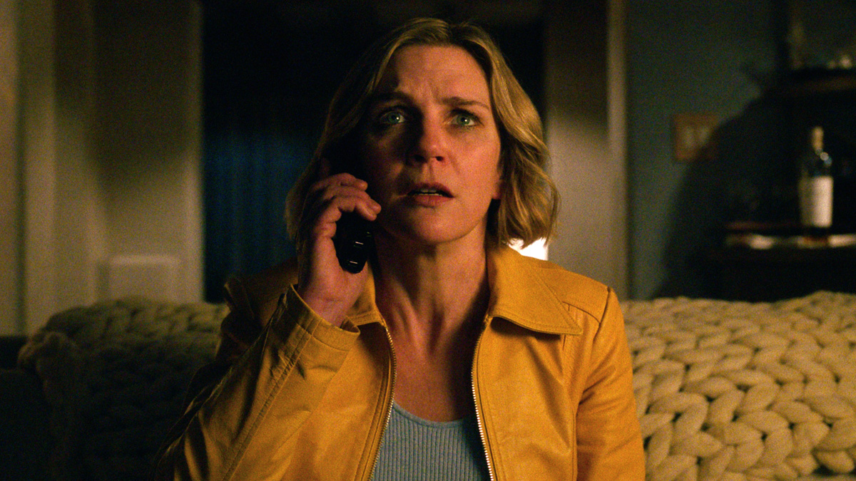 Pluribus Review: Vince Gilligan Remixes The Twilight Zone For One of the Year’s Best New Shows