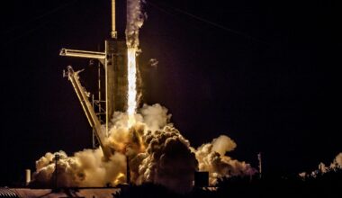 FAA restricts commercial rocket launches indefinitely due to air traffic risks
