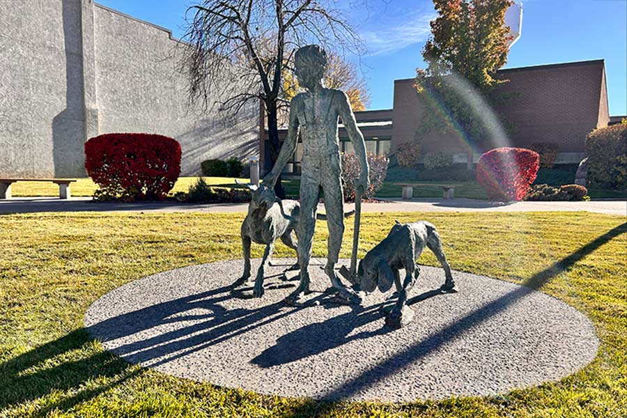 Sculpture in downtown Idaho Falls pays tribute to popular children's author who once lived here