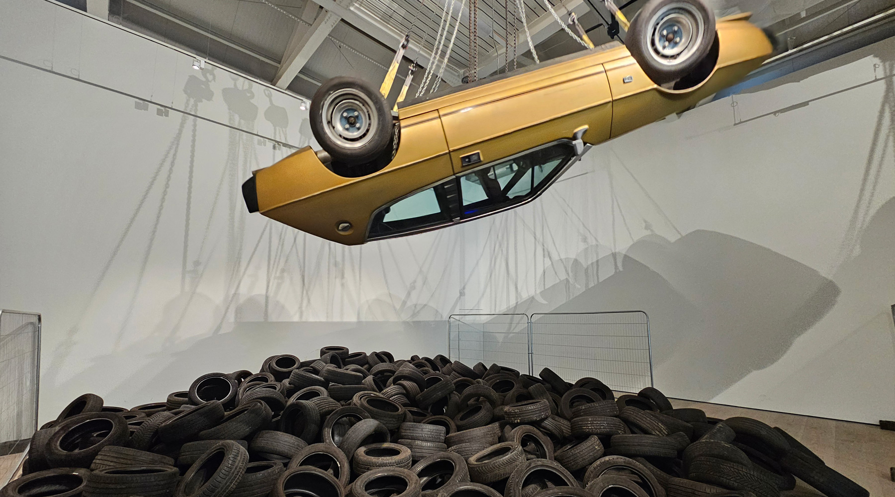 Saatchi Gallery marks 40 years with an oil lake, a spinning car and a riot of contemporary art