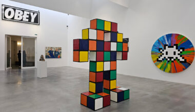 When three art giants combine to create one giant yawn