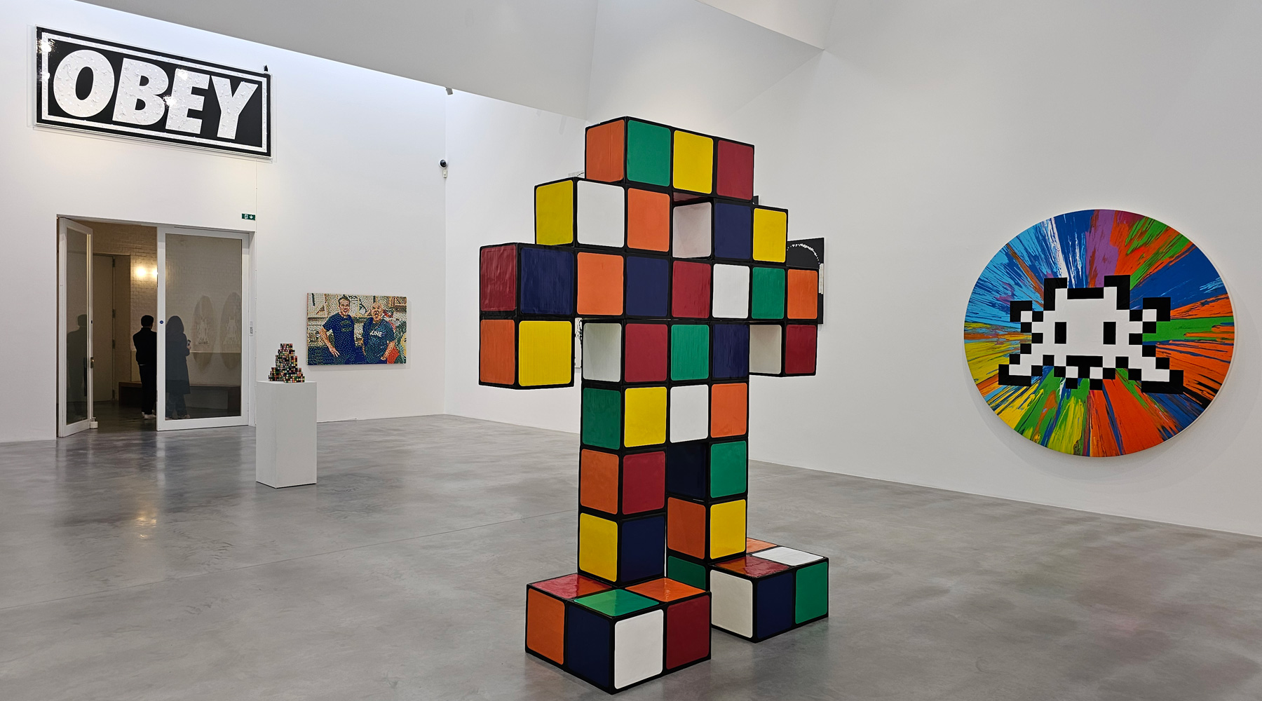 When three art giants combine to create one giant yawn