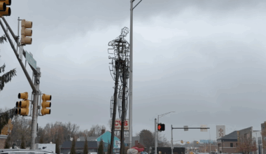 Controversial 'Gavin-Divergence' sculpture arrives in Broad Ripple