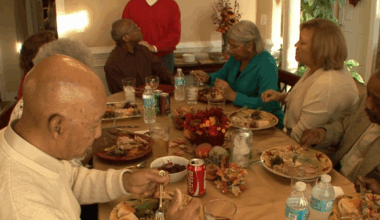 How to manage holiday stress according to a clinical psychologist