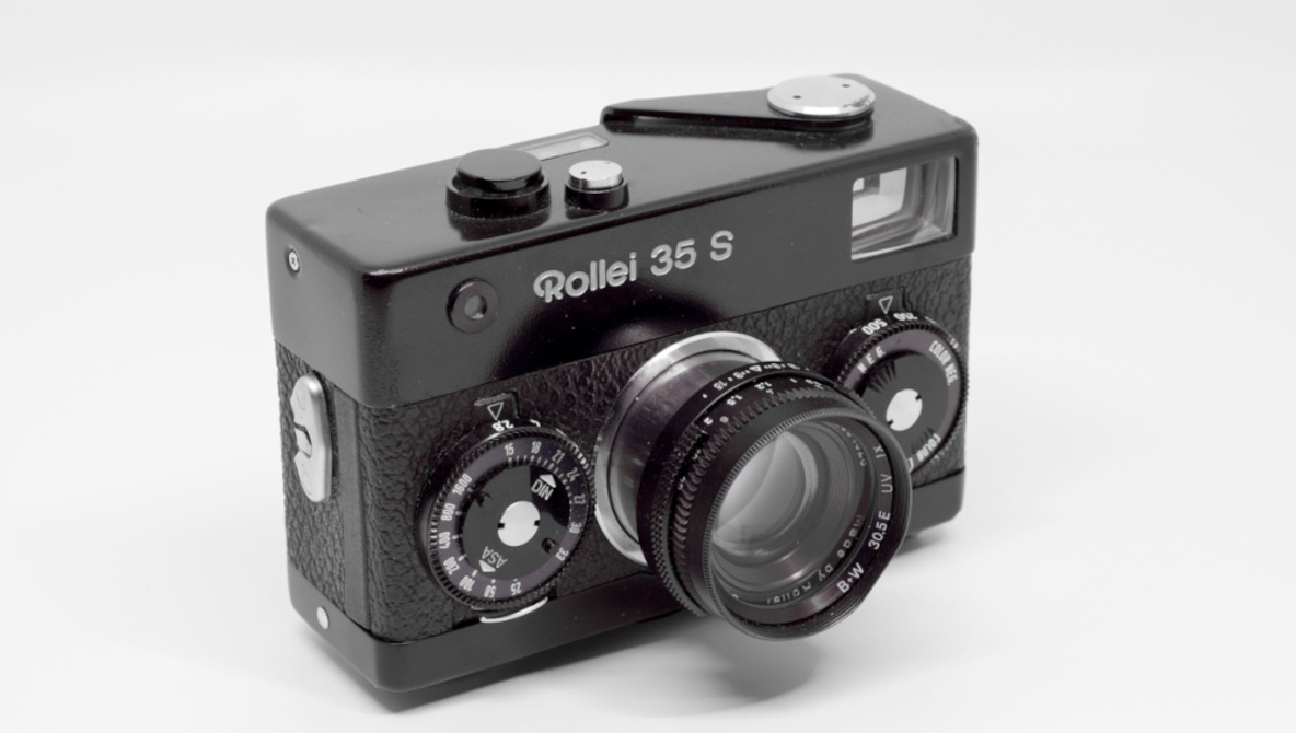 5 Cameras Every Photographer Should Try at Least Once