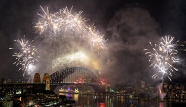 Sydney welcomes 2026 with spectacular fireworks display