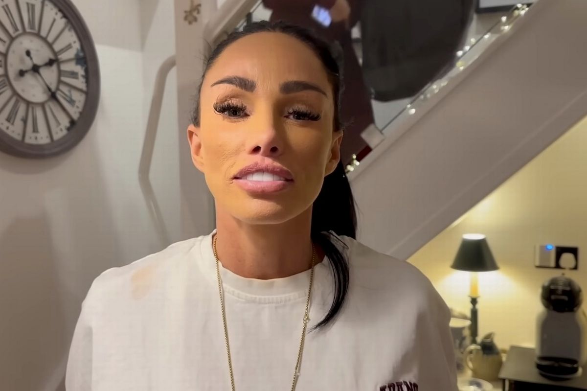 katie price looking to camera during vlog