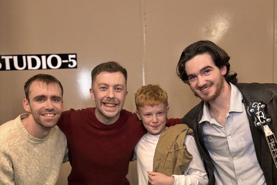 Ryan pictured backstage with Kingfishr members Eoin Fitzgibbon, Eddie Keogh and Eoghan McGrath.