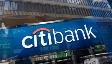 Citi edges closer to Russia exit, bracing for over €1bn hit