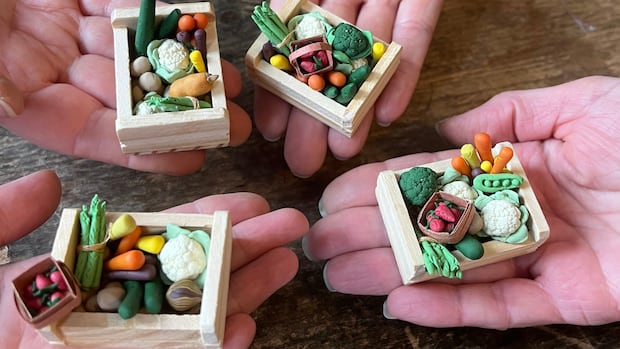 The Ottawa Miniature Gallery returns with the tiny takeover of a gift shop