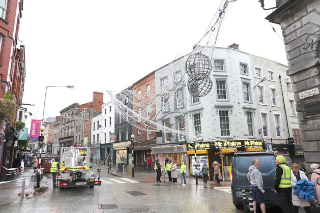 Louth Christmas lights collapse in high winds