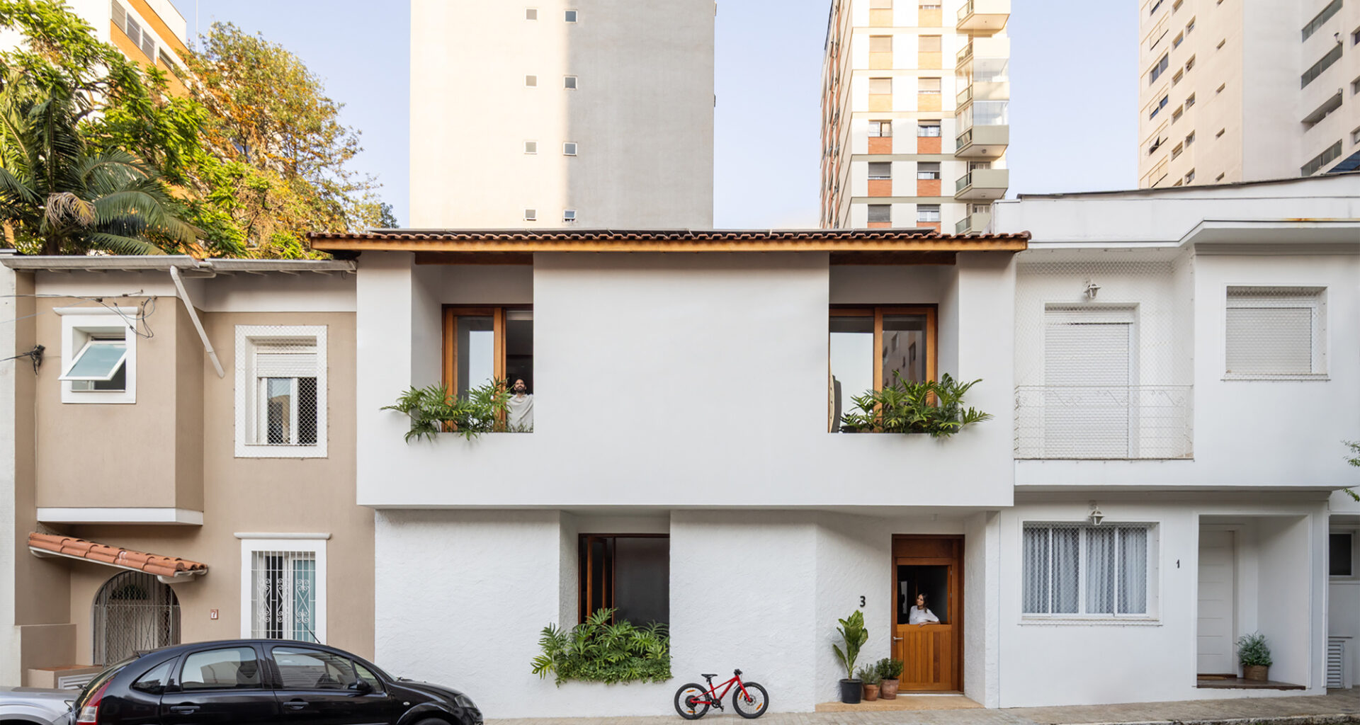 Village House / Peninsula Arquitetura