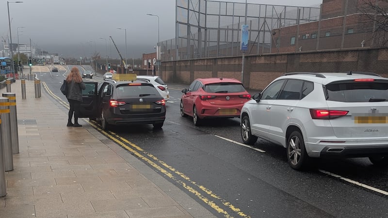 Calls for action over ‘traffic chaos’ as drivers and taxis block road outside Grand Central Station for drop offs