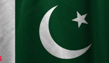 Pakistan cuts key rate by 50 bps to 10.5% in surprise move