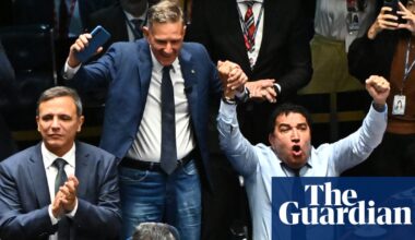 Brazilian congress passes bill to cut Jair Bolsonaro’s 27-year prison term | Jair Bolsonaro