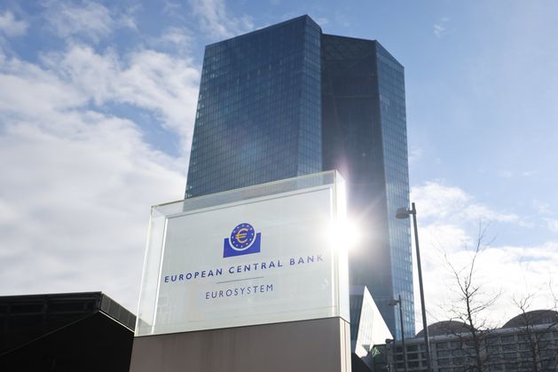 European Central Bank holds interest rates