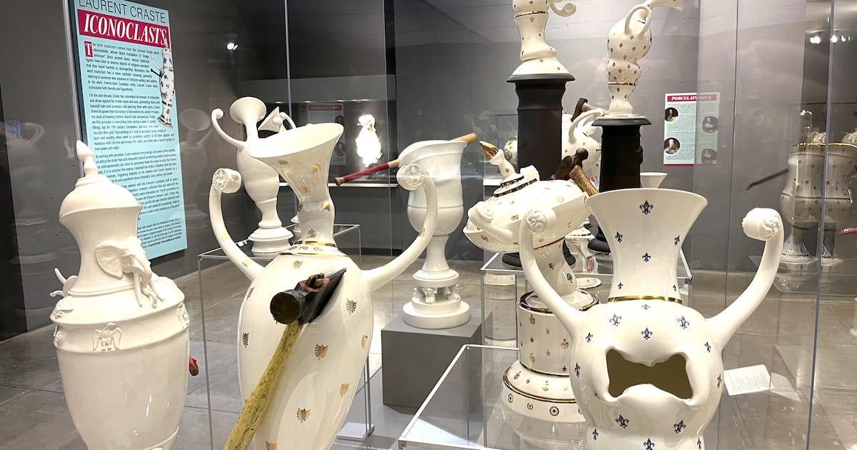 Laurent Craste’s sculpture exhibit violently ‘attacked’ at Everson Museum of Art (review) – This is CNY