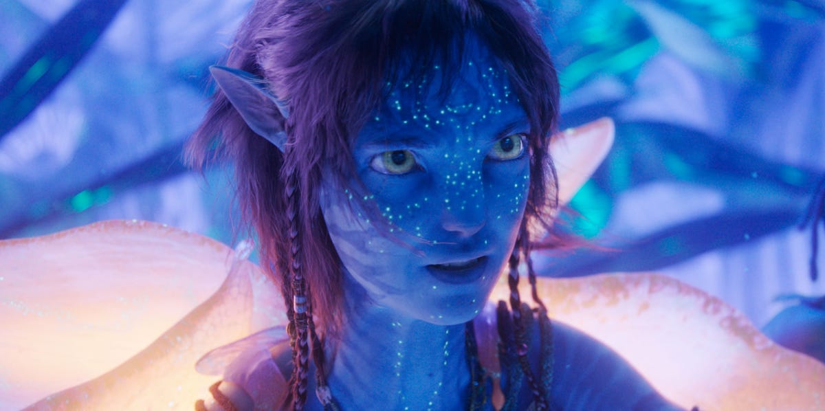 Sigourney Weaver addresses "legitimate" concerns about Avatar 3 kiss scene with teenage co-star