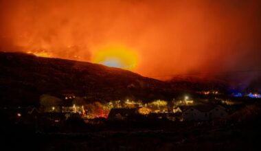 Kerry fire brigade tackling major blaze near Caherdaniel – ‘The village is full of smoke’