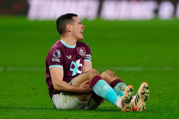 Ireland midfielder Josh Cullen facing World Cup heartache after scans confirm serious injury