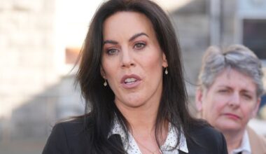 Healthcare workers at risk of losing financial support when Covid sick-pay scheme ends