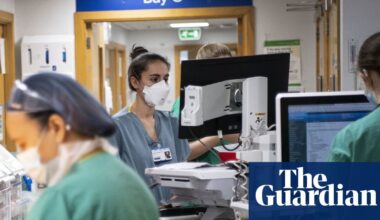 Hospitals in England ‘face dangerous winter overcrowding due to discharge delays’ | Hospitals