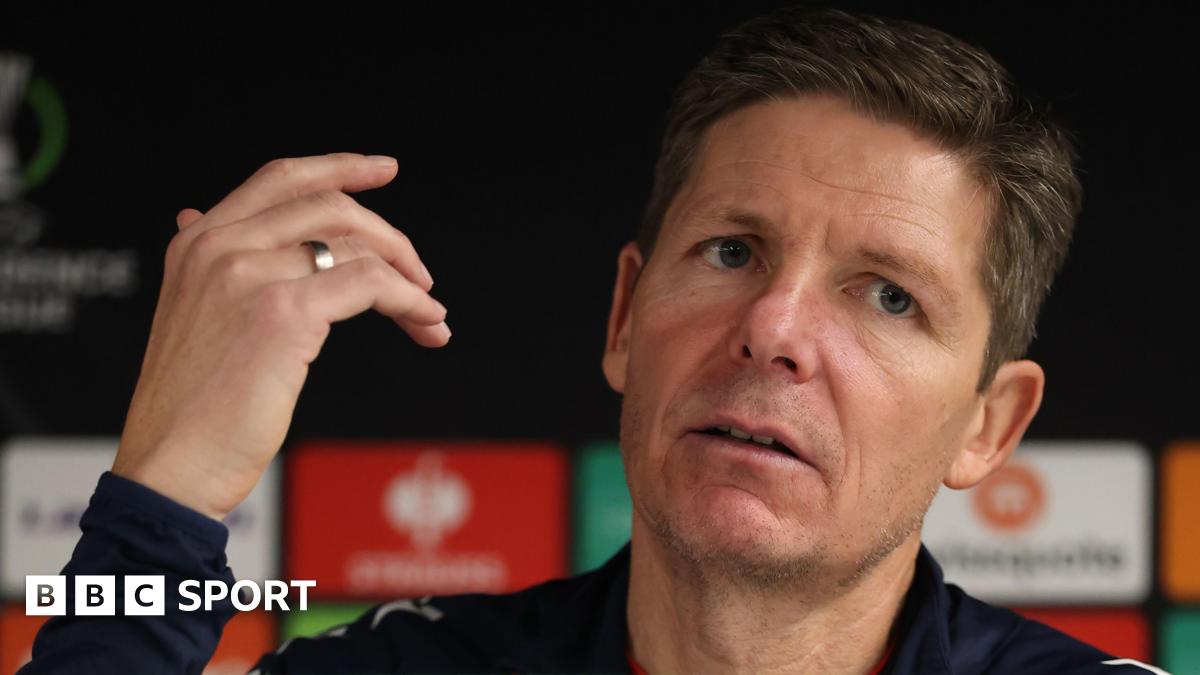 Crystal Palace manager Oliver Glasner