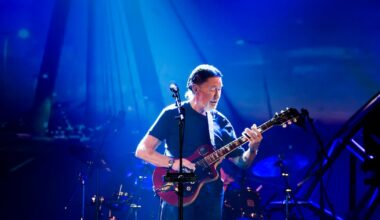 Reluctant pop star Chris Rea felt ‘Monty Python-silly’ in Slane but was beloved in Ireland – The Irish Times