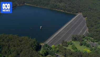 Urban water restrictions likely across Victoria as dam levels drop and dry summer predicted