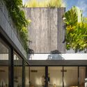 © Indra Wiras 3+2+1 Villa / K-Thengono Design Studio - Image 2 of 30