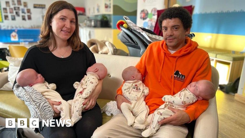Quadruplet parents praise Ronald McDonald House in Oxford