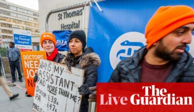 Streeting says NHS ‘coping’ during resident doctors’ strike but faces difficult recovery over Christmas – UK politics live | Politics