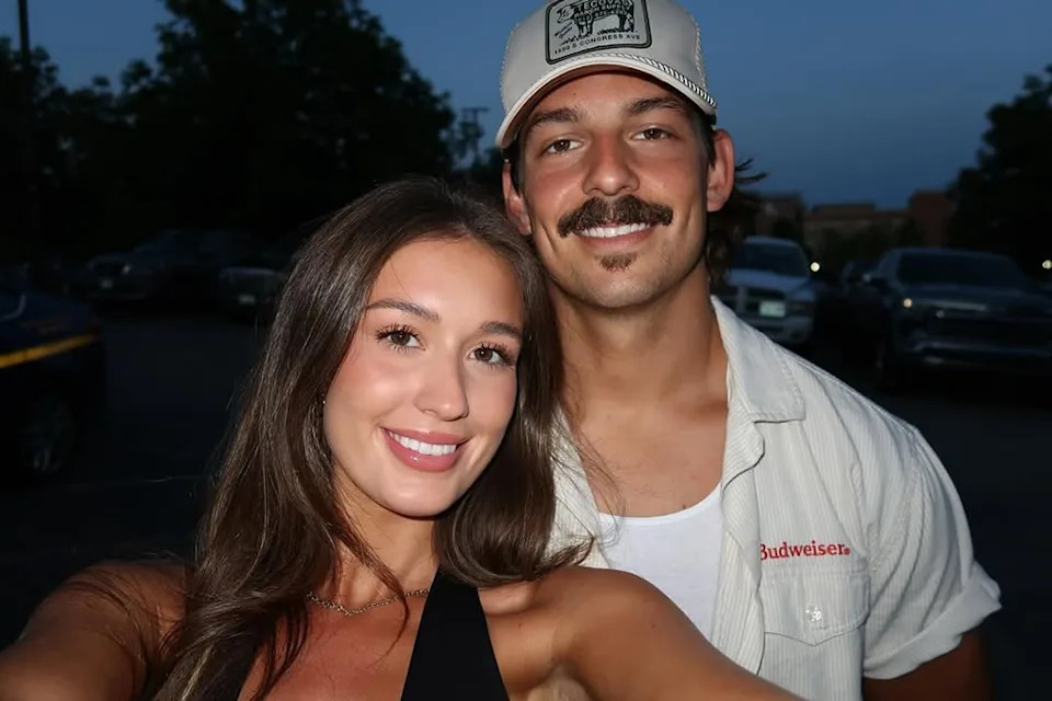 <p>John Sansone & Claire Dirette</p>