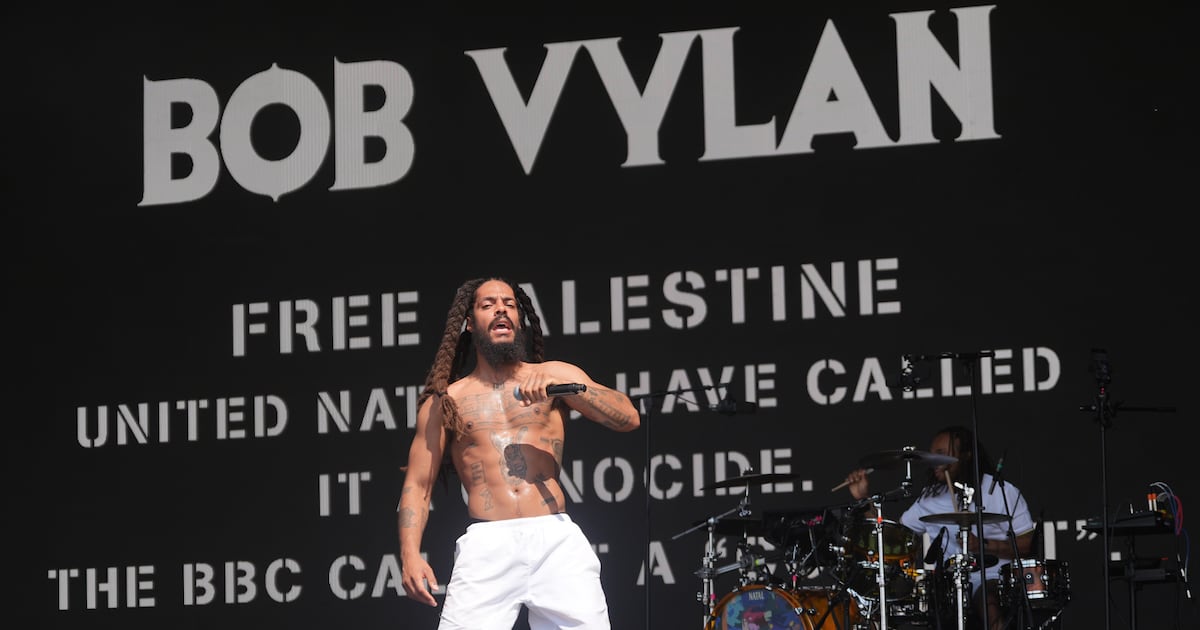 Bob Vylan issue defamation proceedings against RTÉ over Glastonbury controversy – The Irish Times