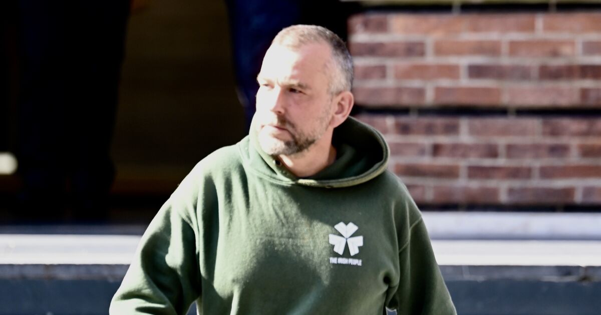 Lahive to contest harassment charge