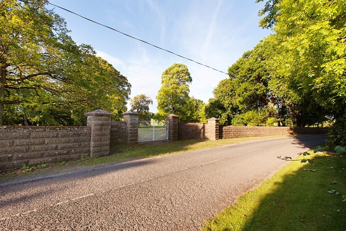Roadside entrance to the 203-acre farm at Carriglea, Dungarvan, Co. Waterford.