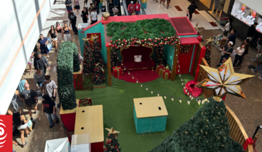 Parking hard to find as Boxing Day sales begin