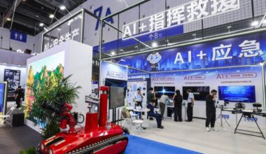 People visit the artificial intelligence exhibition zone at the 4th Global Digital Trade Expo in Hangzhou, east China