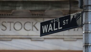 Inflation Grinch Creeps Up On Wall Street