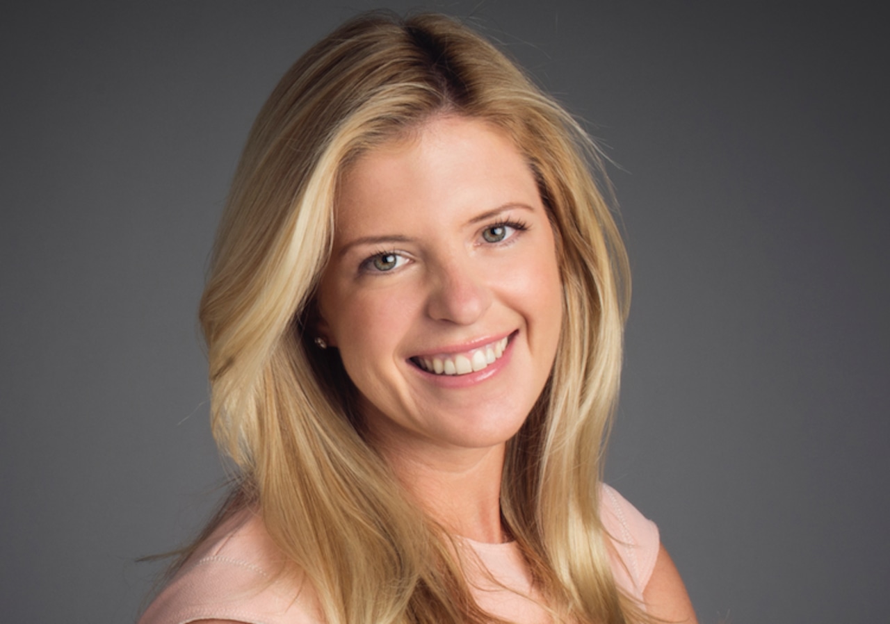 Dear Annie: My neighbors ignore me when I greet them