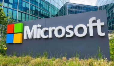 Should You Buy Microsoft Stock Despite Its Ballooning CapEx?