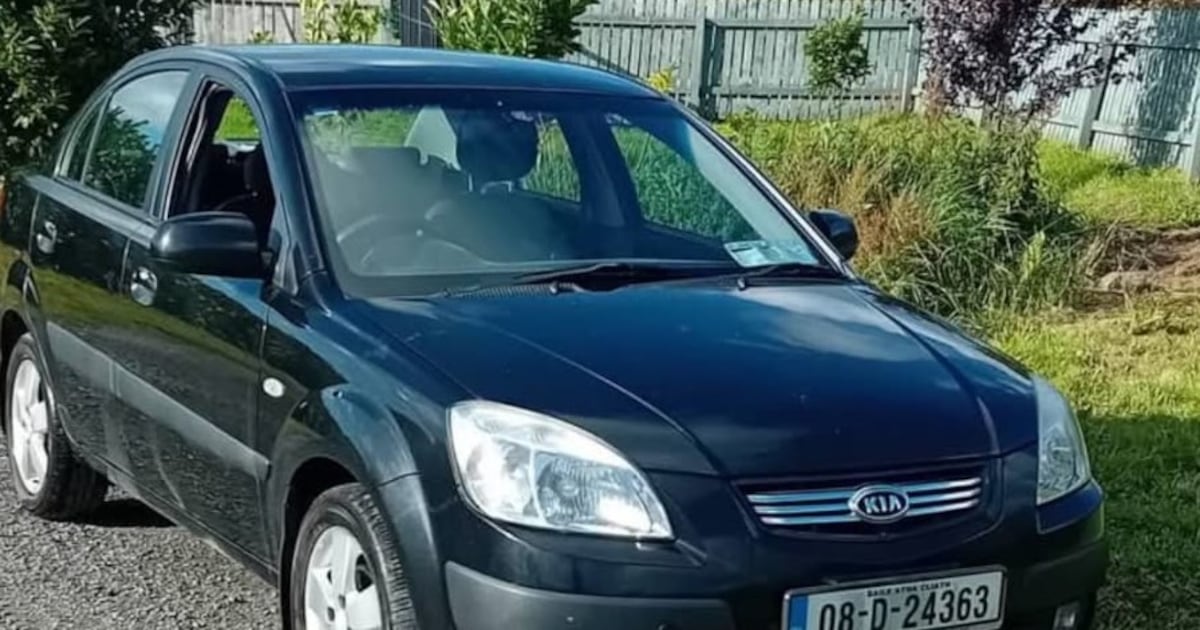 Gardaí release images of car believed to have been used in fatal Co Offaly firebombing – The Irish Times