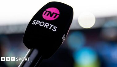 A microphone with the logo of TNT Sports