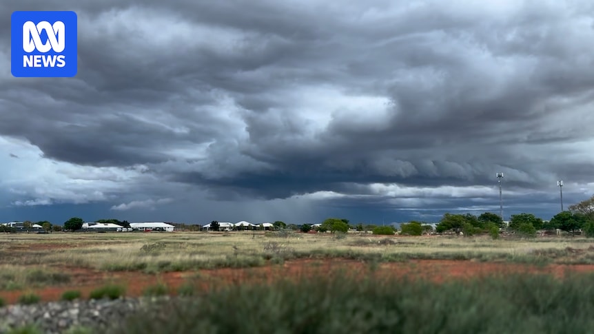 Destructive storms forecast to hit Victoria with extreme fire danger in north-west
