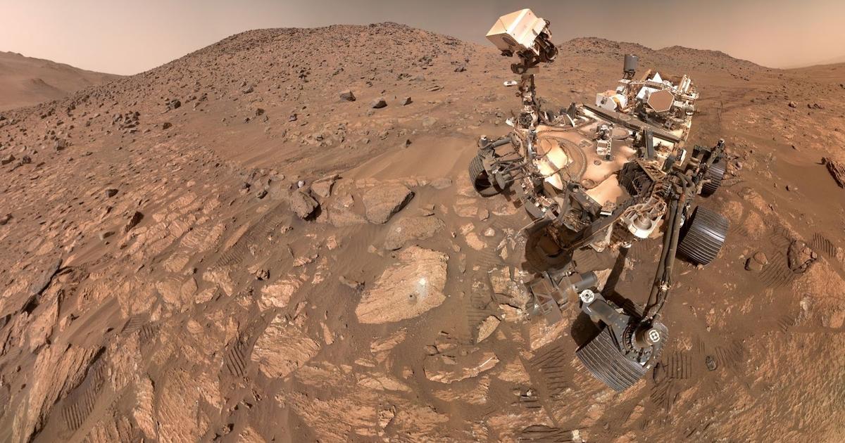 Mars rover reaches new milestone — by driving itself