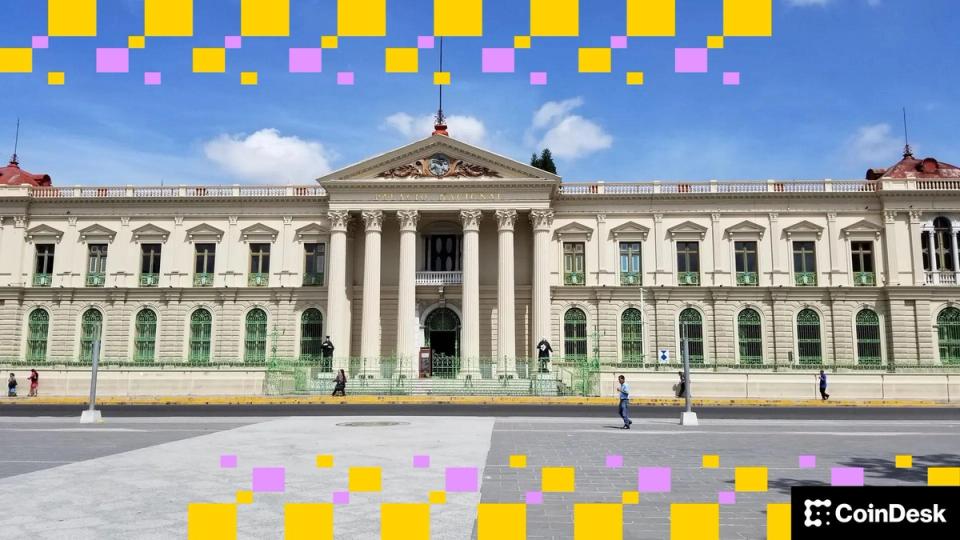 IMF praises El Salvador’s 4% GDP growth as bitcoin tensions ease