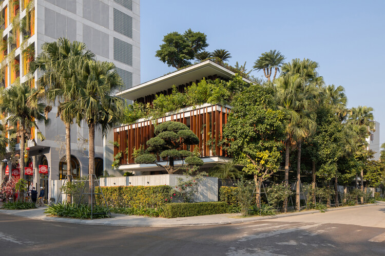 Tropical House 2 / ARO studio - Exterior Photography, Balcony