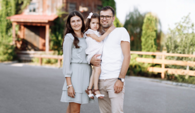 7 lifestyle choices that separate the upper middle class from everyone trying to look wealthy